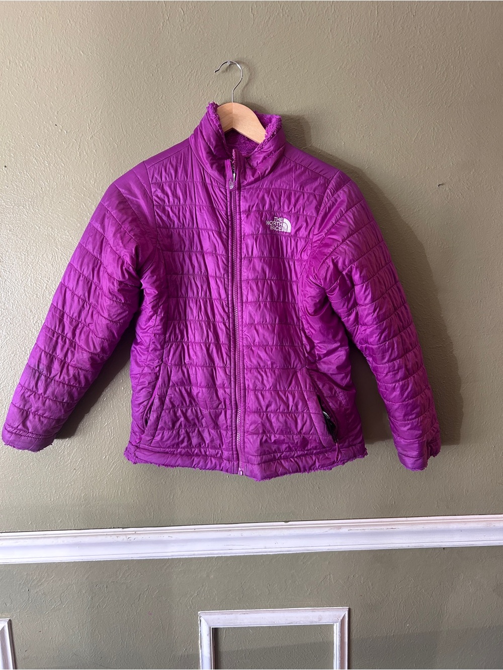 The North Face Girls' Lightweight Purple Reversible Jacket Outdoors Granola Girl